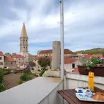 Apartman Studio Stari Grad 2